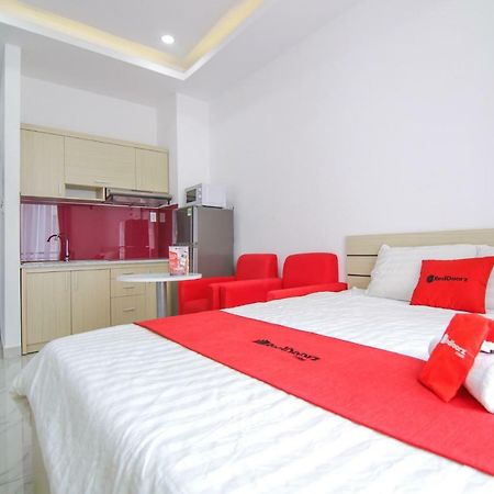 Reddoorz Near Quan Khu 7 Stadium Ho Chi Minh-staden Exteriör bild