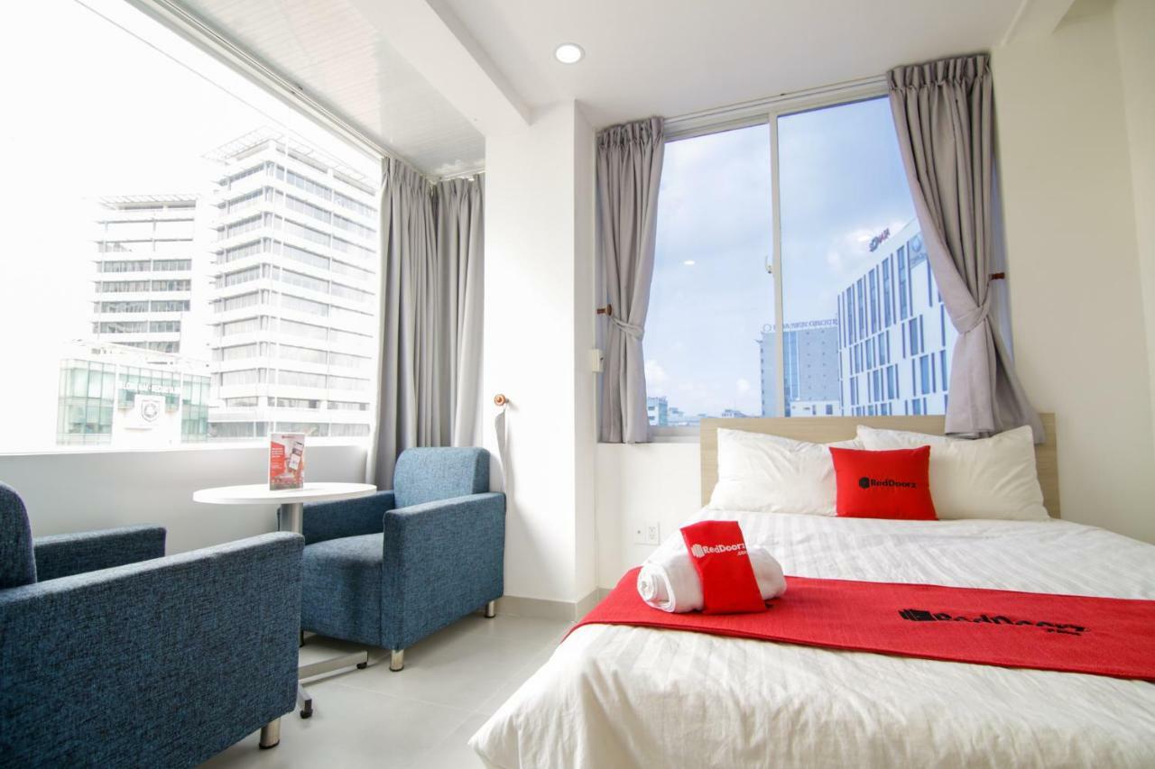 Reddoorz Near Quan Khu 7 Stadium Ho Chi Minh-staden Exteriör bild