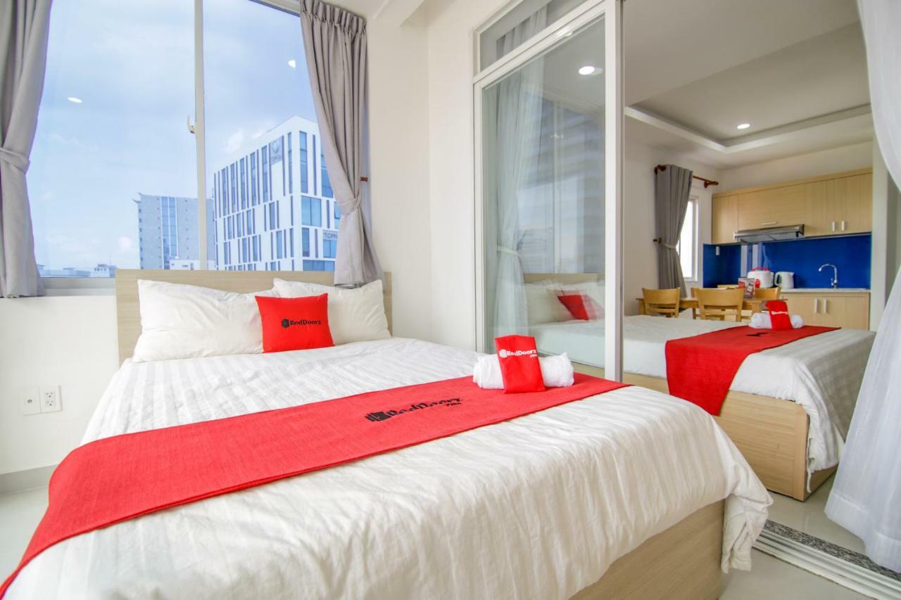 Reddoorz Near Quan Khu 7 Stadium Ho Chi Minh-staden Exteriör bild
