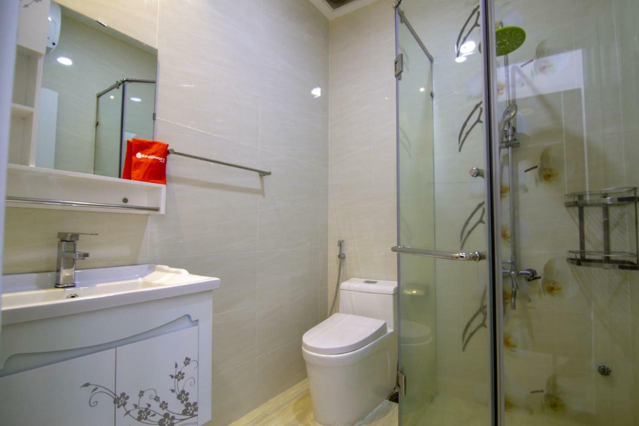 Reddoorz Near Quan Khu 7 Stadium Ho Chi Minh-staden Exteriör bild
