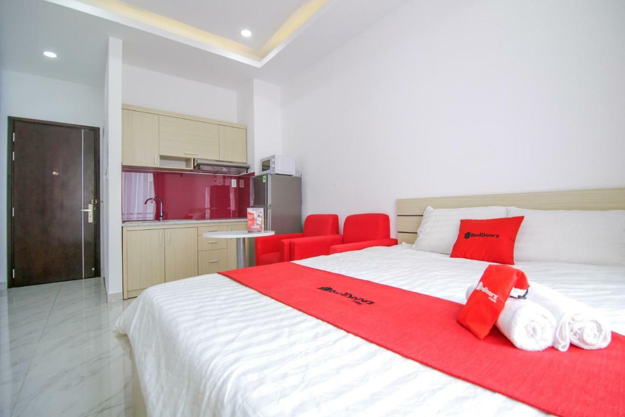 Reddoorz Near Quan Khu 7 Stadium Ho Chi Minh-staden Exteriör bild